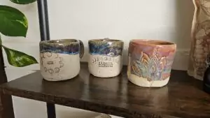 Tasse und Becher für Kakaozeremonie